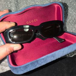 Gucci Wings authentic