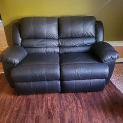 💯 Leather reclining sofas like new 