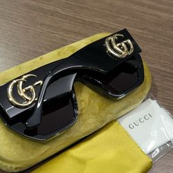 Gucci GG0956S Black Women’s Sunglasses Shades 