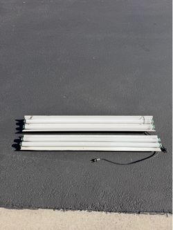 4’ Fluorescent Shop Light Fixtures – 2 Available