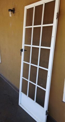 Screen door
