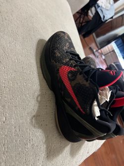 Kobe size 12 (grinches. Italian camo)