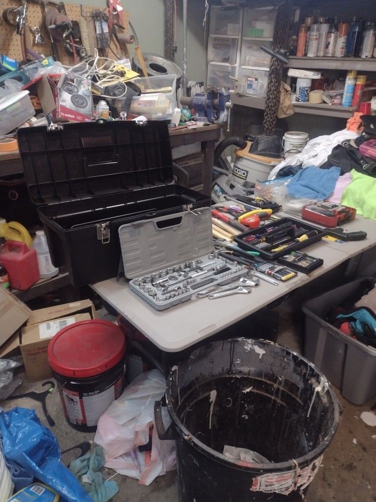 Stanley Tool Box Full Of Tools 