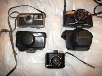 *3 VINTAGE KODAK & OLYMPIC CAMERAS (Circa 1950s-1980s) – USED/GOOD/VERY GOOD CONDITION*