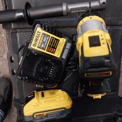 DEWALT FLEXVOLT ADVANTAGE HAMMER DRILL WITH BATTERY POWER STACK 5.0 AND CHARGER 