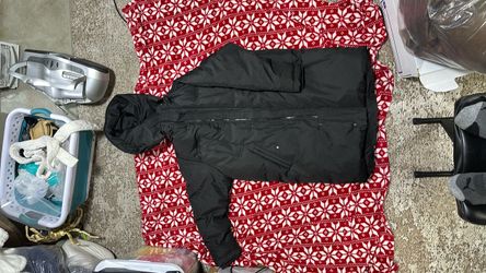 Never used Zara Mens Long puffer jacket (Medium )
