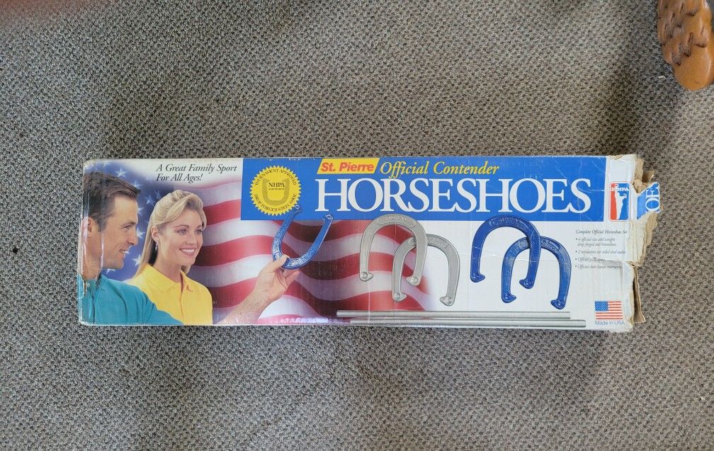 St. Pierre Horseshoes 2 Sets
