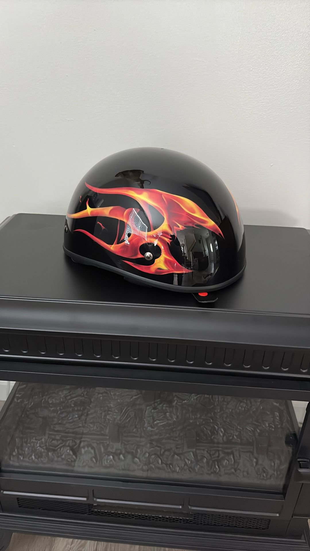 Men’s Helmet - Brand New