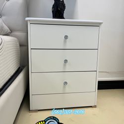 Three Drawer Nightstand White Cajonera Comoda Compressed 