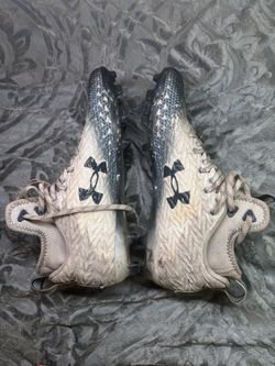 blue and white under armor cleats 