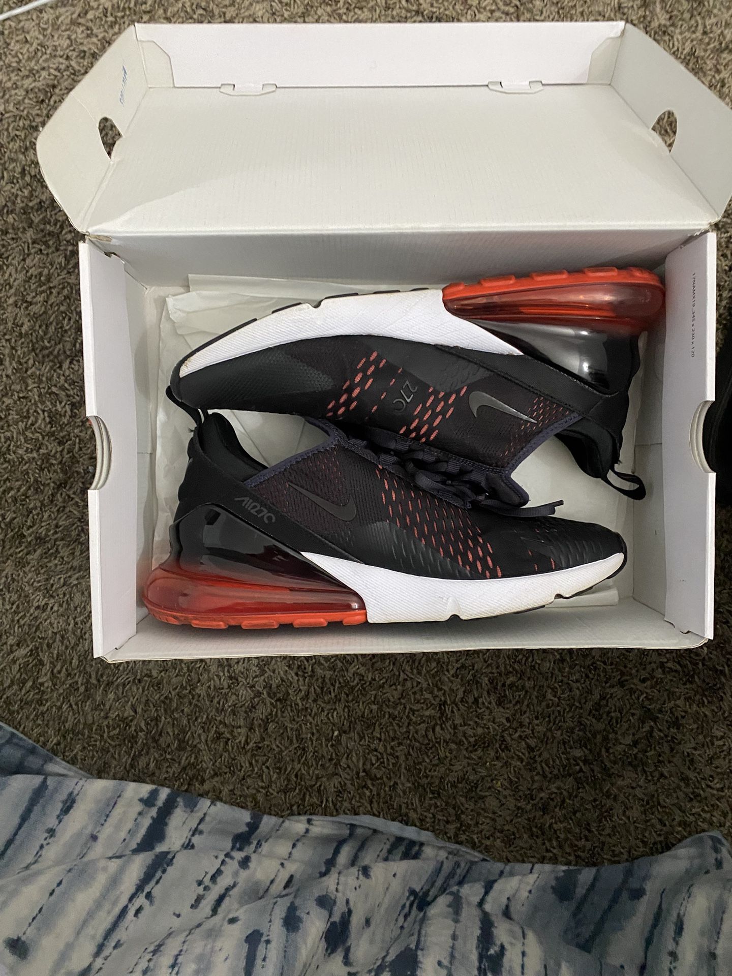 Air Max 270