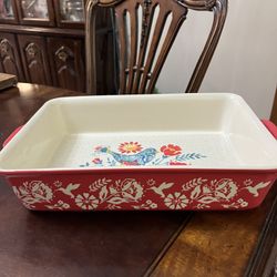 Beautiful Pioneer Woman Baking Dish