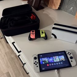 Nintendo Switch White