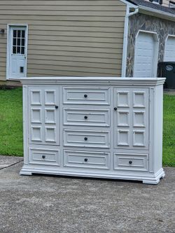 Large Dresser *Delivery Included