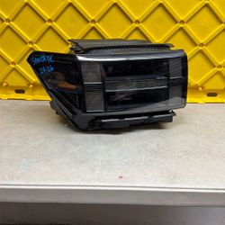 Hyundai Santa Fe Right Headlight 2024 2025 2026