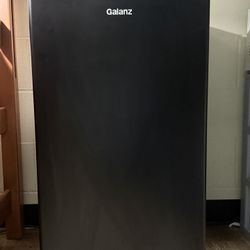 LUXURY MINI FRIDGE FOR SALE!