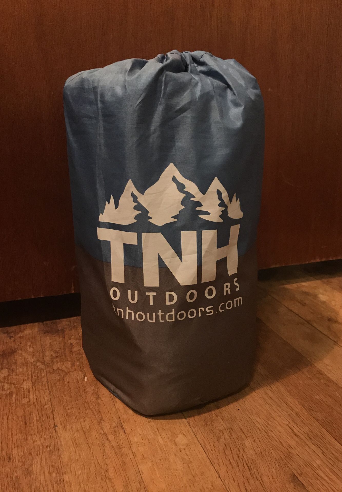 TNH Inflatable ground pad (for camping)