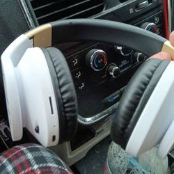 Wireless Headphones