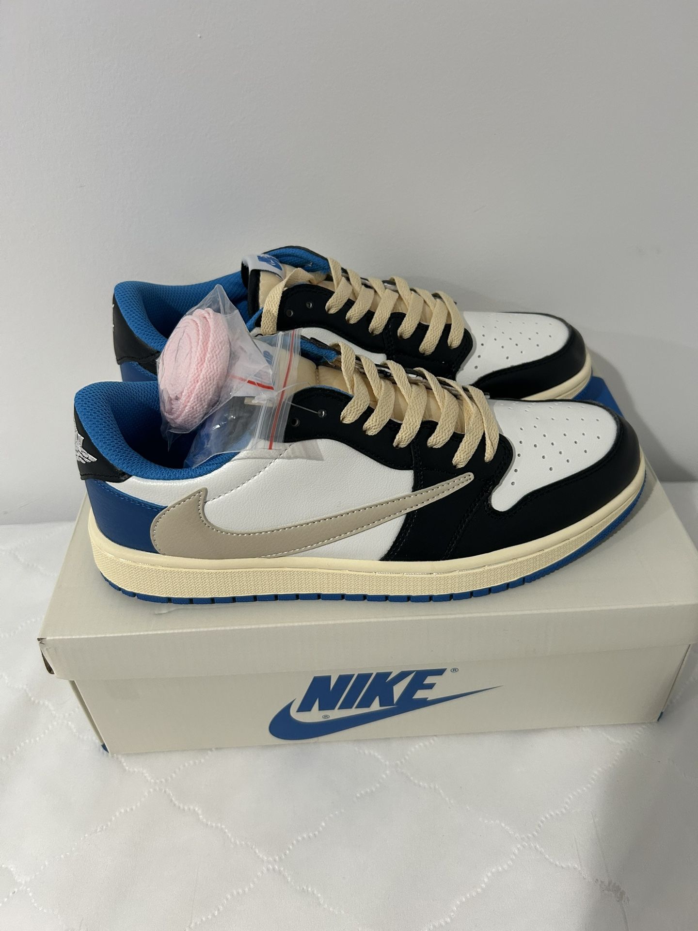 Travis Scott Jordan 1 Low ‘Fragment’