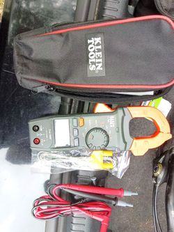 New Klein 400a auto ranging trms clamp meter and wire stripper/cutter w/11 on 1 screw/nut driver