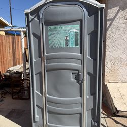 Portable restroom