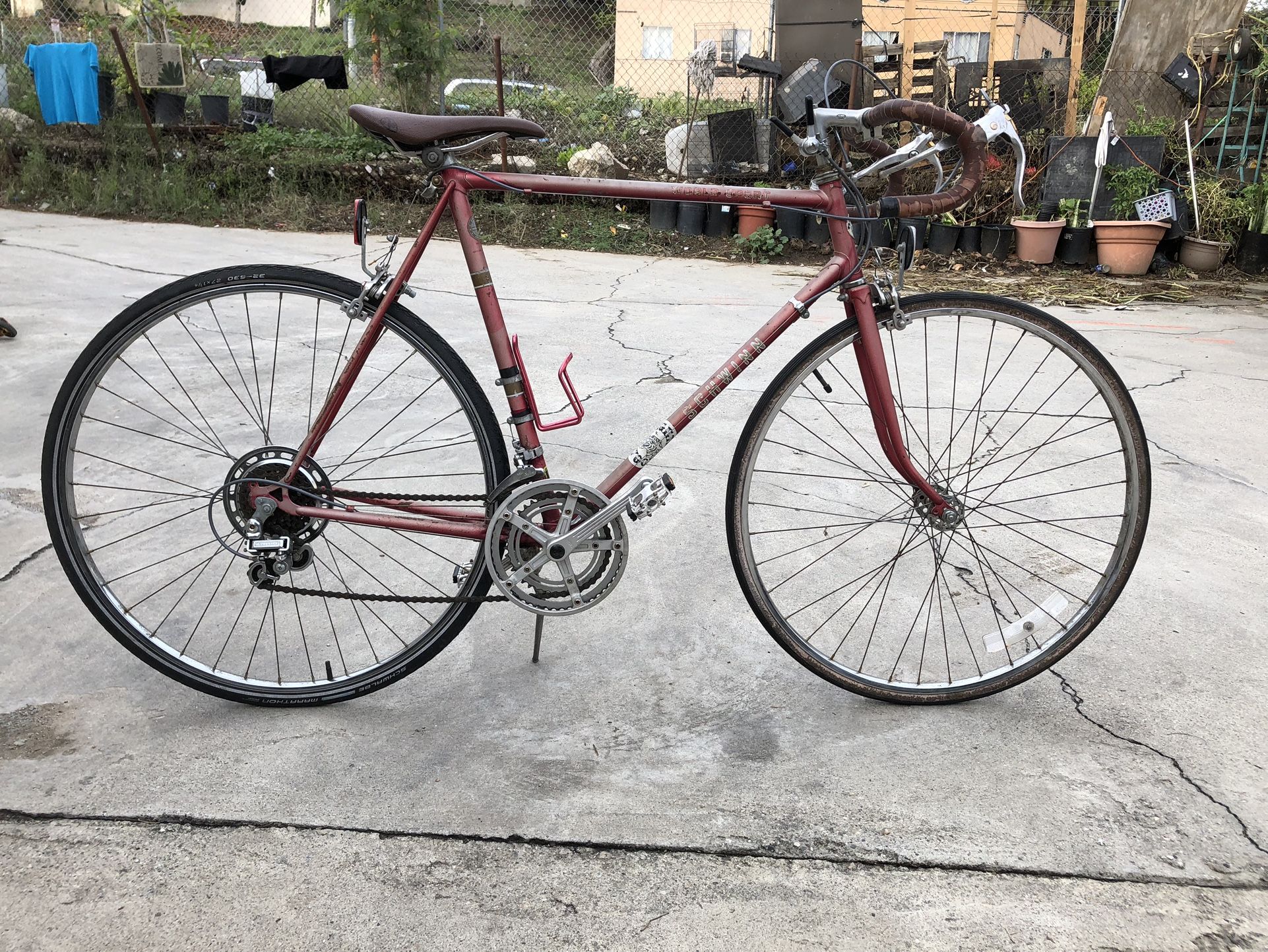 Schwinn World Sport Road Bike 