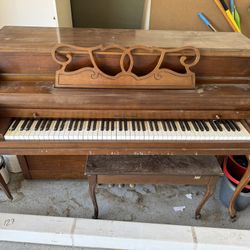 Free piano