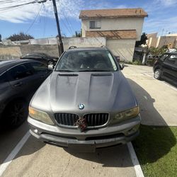 2006 X5 Beamer part Out (READ BIO!)