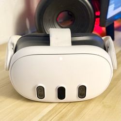 Meta Quest 3 512GB Standalone All-in-One VR Headset Only