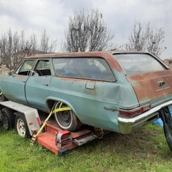 1966 Chevy Wagon  Needs Motor 