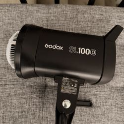 Godox SL100D