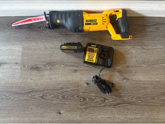Dewalt DCS380 20V Reciprocating Saw,