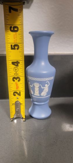 Vintage 1970s AvonWedgewood Greek woman