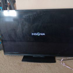 Insignia 39 Inch Tv
