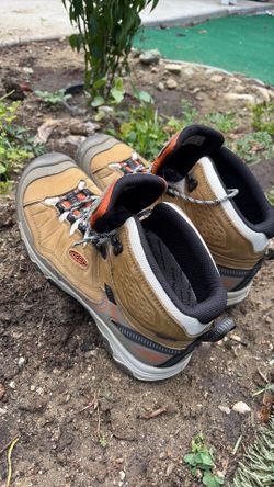 Keen  waterproof hiking boot