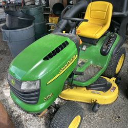 John Deere L120 riding mower 