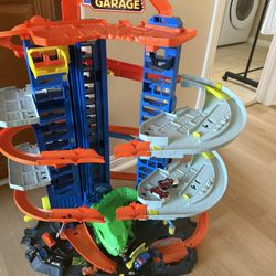 Trex Ultimate Garage Hot Wheels 