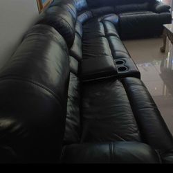 SECTIONAL RECLINER ELECTRIC LEATHER BLACK COLOR.. DELIVERY SERVICE AVAILABLE 💥🚚💥🚚