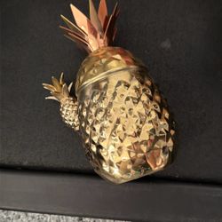 Pineapple Cork Stopper & Container