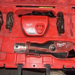 Milwaukee M12 Propress