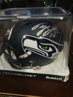 Seahawks mini helmet Signed by Tyler Locket
