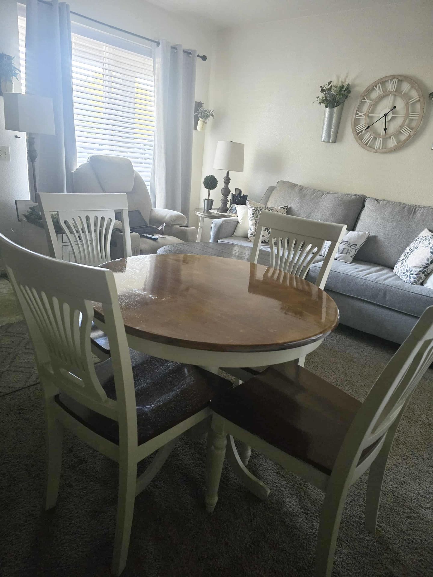 Dining Room Table and Chairs