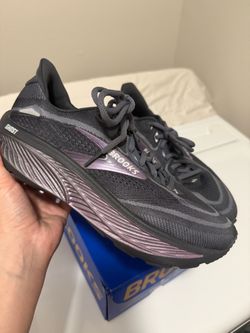 Brooks running shoes for women