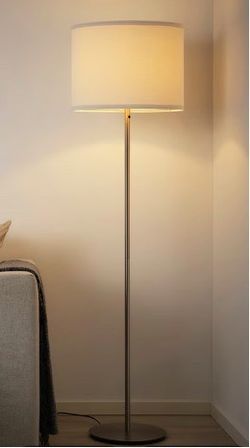 Floor Lamp, Excellent Condition
