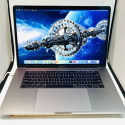 Apple MacBook Pro 15” 2018 TouchBar 2.9Ghz i9 16GB 500GB Radeon Pro 560X 4GB VRAM