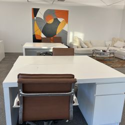 White Office/Work Desk 