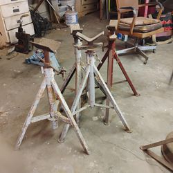 Pipe Stands 