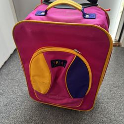 kids luggage carry on