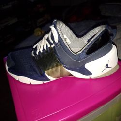Jordan S   Size 12 In Exclant  Shape... 