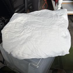 DUVET COVER MAKES IT SOFT AND FLUFFY FULL-QUEEN. $15